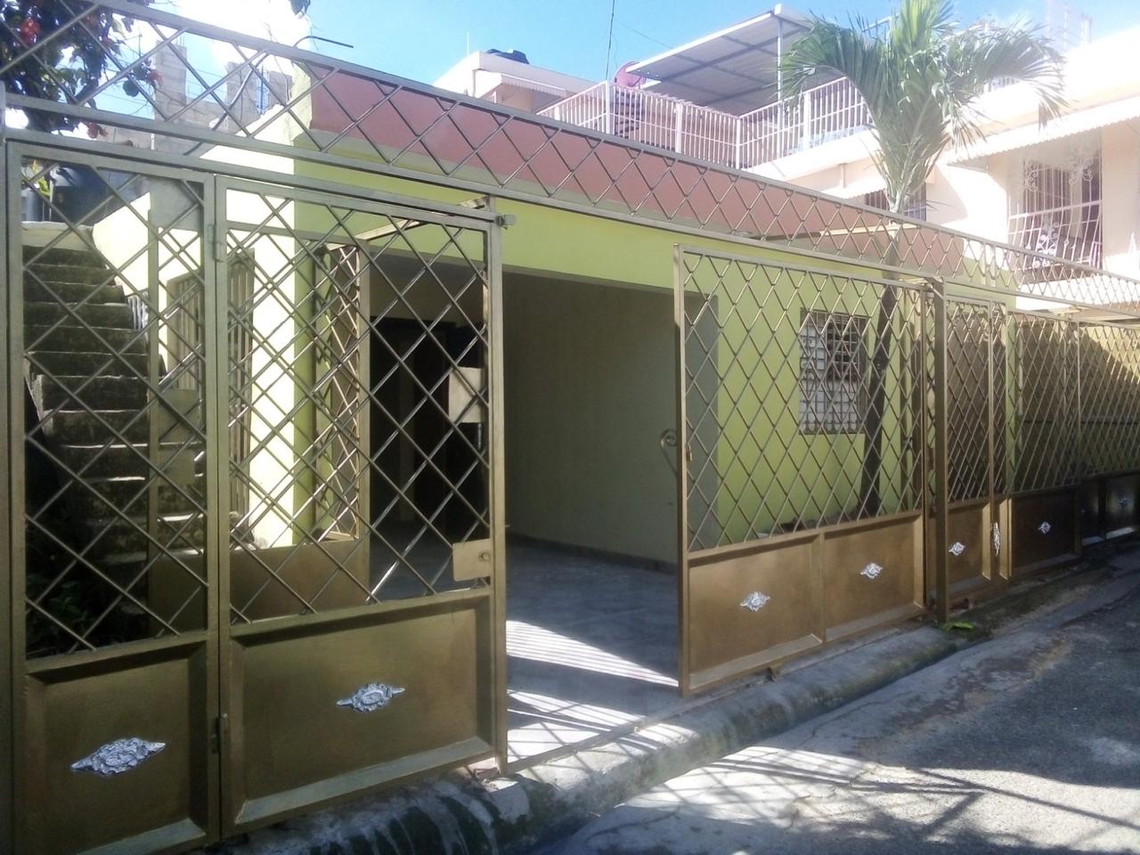 🏠 Casa en Venta en Piedra Blanca, Haina
